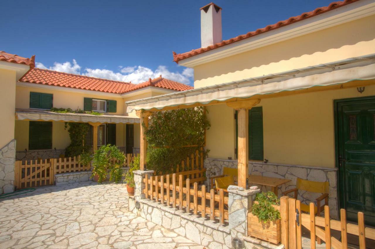 Foufas Houses Parálion Ástros Bagian luar foto